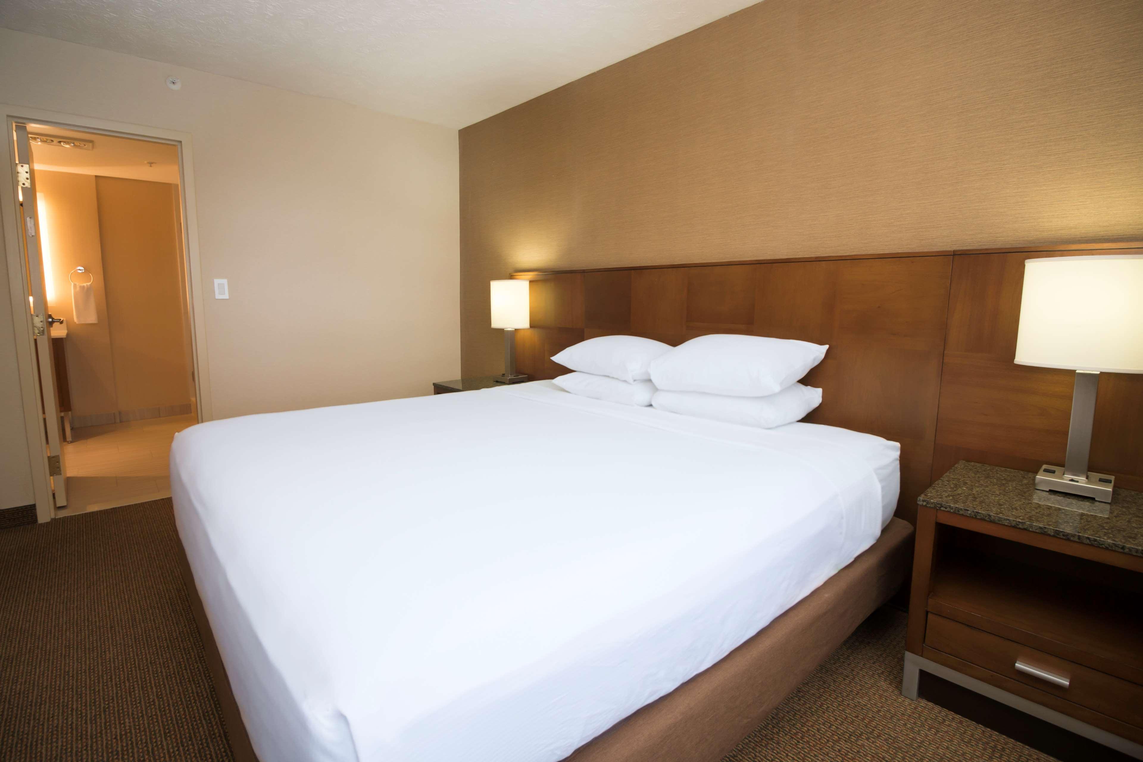 Hotel Doubletree By Hilton Center 4*