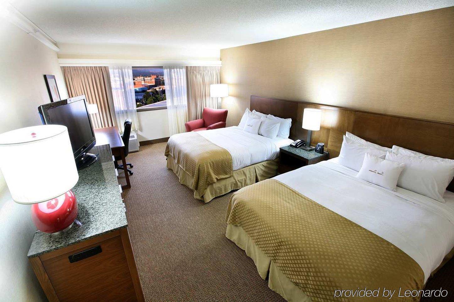 Hotel Doubletree By Hilton Center Spokane